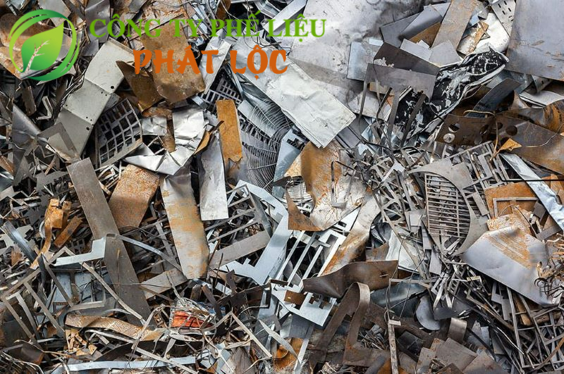 Các loại kim loại khác cũng được đơn vị thu mua và phân loại và tái chế