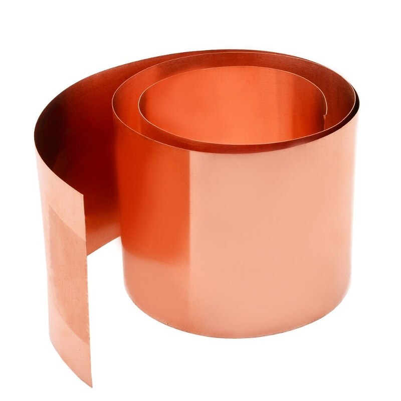 Đồng( Tiếng Anh: copper) là một kim loại có màu đỏ cam, mềm, dễ uốn và dẫn điện rất tốt,