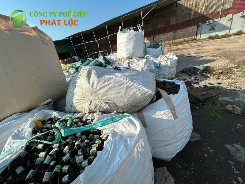 Phế liệu Phát Lộc thu mua phế liệu nhanh chóng giá cao, tận tình