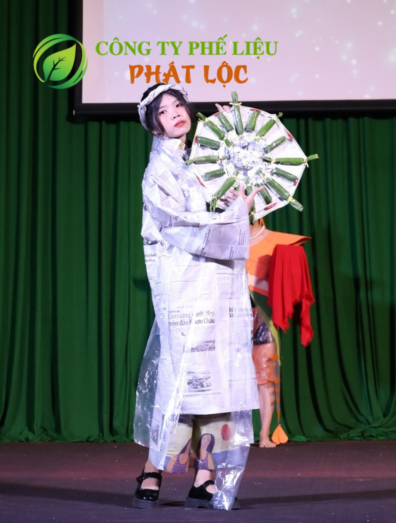 Thời trang được tái chế từ phế liệu giúp nâng cao tinh thần bảo vệ môi trường
