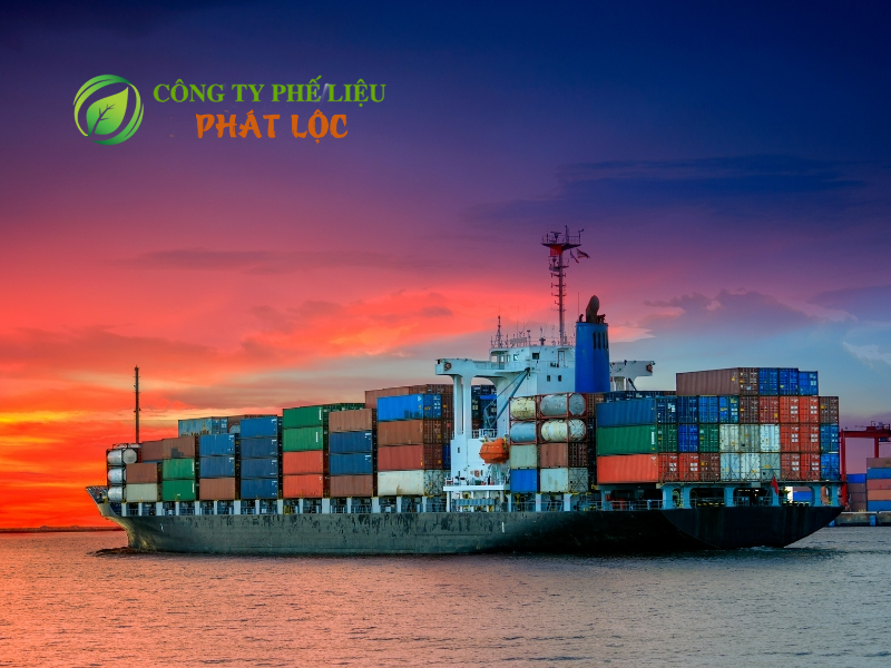 Các loại container được chia theo chất liệu chính để dễ vận chuyển và quản lý