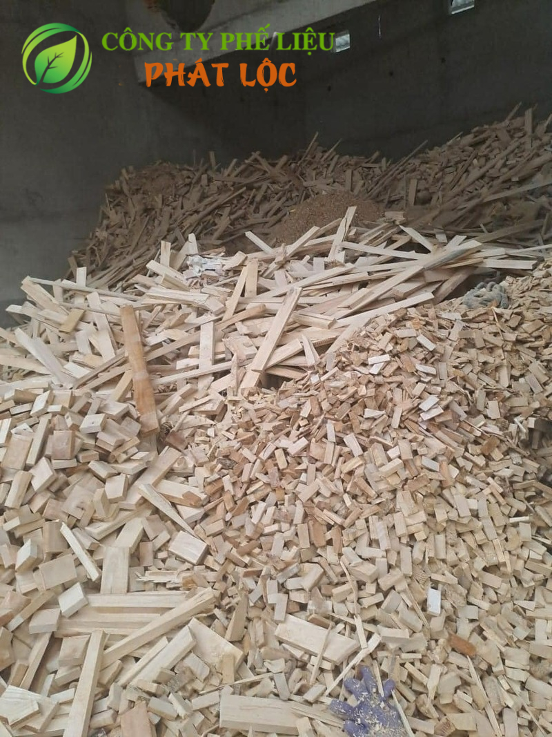 Vụn cưa cũng được chúng tôi thu mua để tái chê