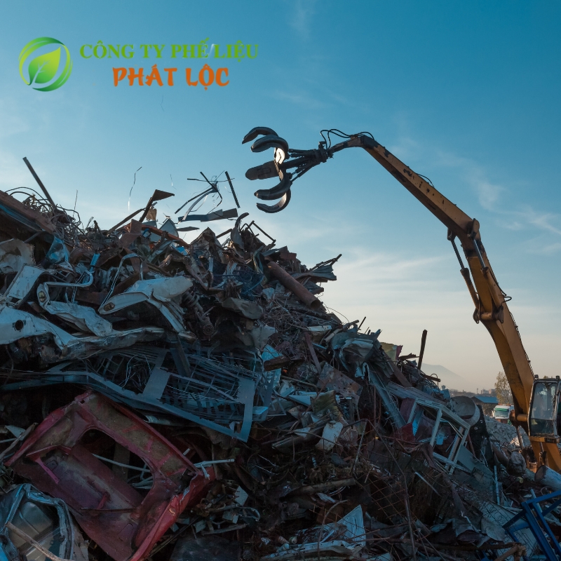  Chúng tôi luôn ưu tiên hỗ trợ hộ gia đình vùng cao, không phân biệt số lượng phế liệu.