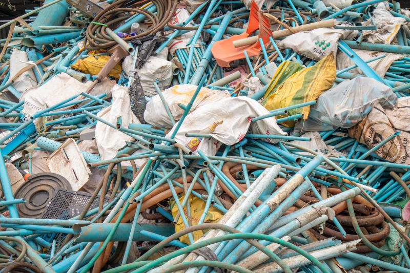 Khái niệm nhựa phế liệu nhập khẩu làm nguyên liệu sản xuất