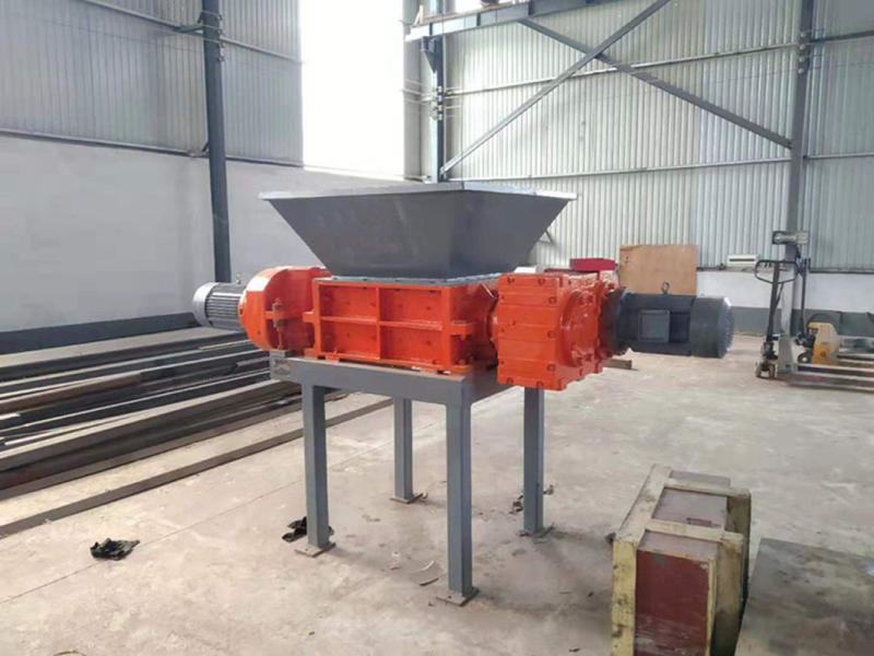 Máy nghiền phế liệu 1 trục