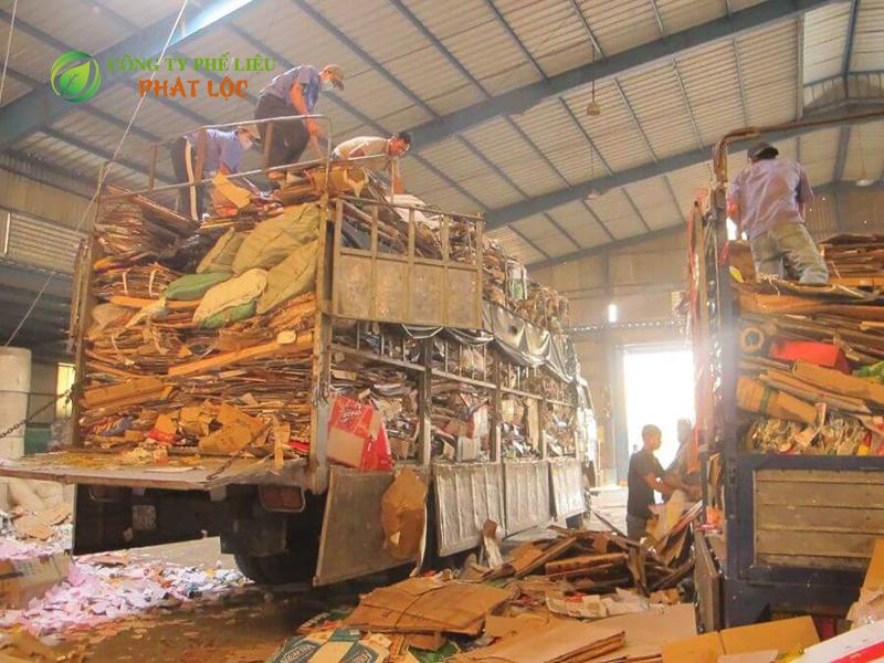 Nhóm phế liệu nhựa và vải công nghiệp