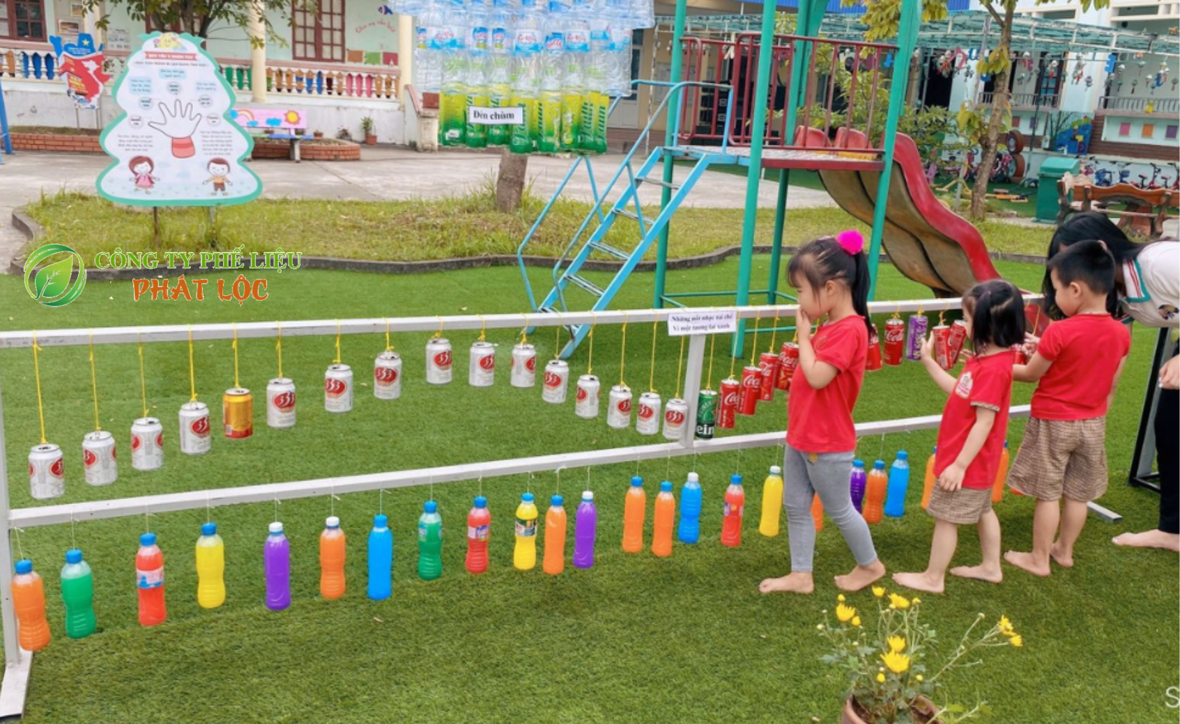 trường mầm non sử dụng đồ tái chế