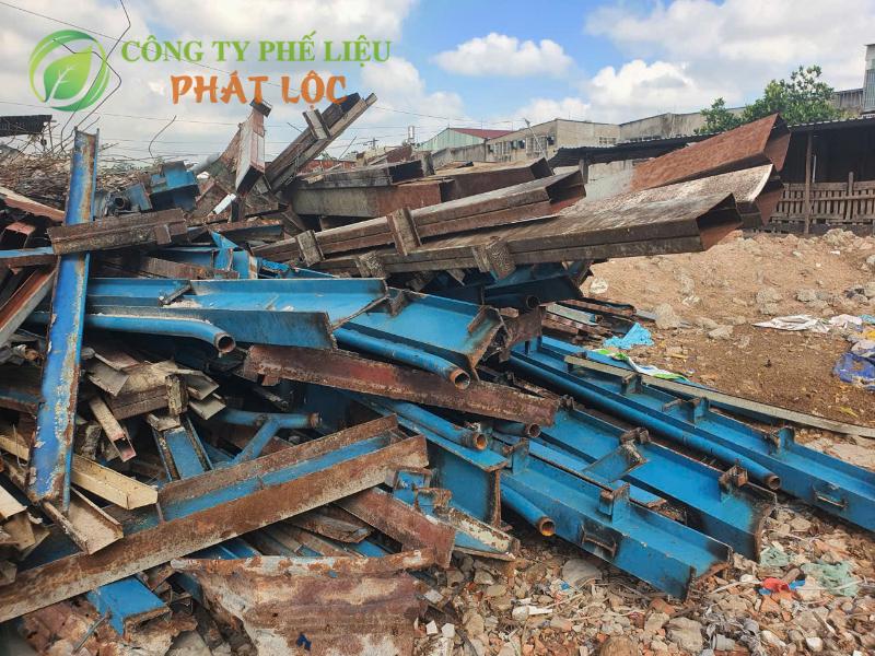 Phế Liệu Phát Lộc – Lan tỏa thông điệp tái chế vì tương lai xanh