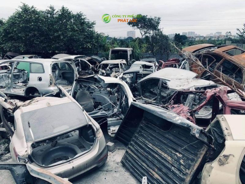 Thu mua xe ô tô phế liệu
